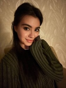 GemmaGlory The only reason why Pic 4