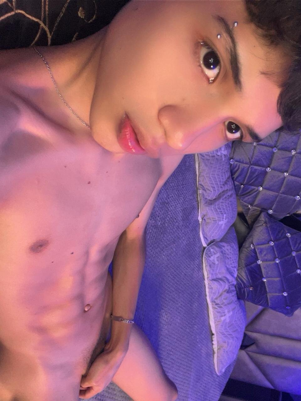 Sebax_Young Foto XXX en Tendencia 4948