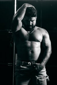 Lyon_vach Hairy sexy man Kuva 5