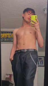 Angel_DamiianのFront Mirrorの 3枚の写真