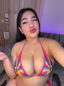 nicole_steele prepared for a wild night Pic 3