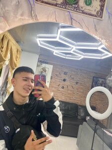 Aleck_Boy Aleeck Pic