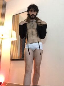 Mike_Parkerr serve me Pic 3