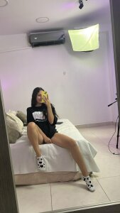 KatiaMillam Public Gambar 4