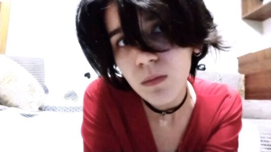 MerrieBarnicle Red Mood 💃 Pic 2