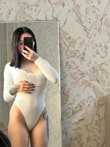 EmelineAird Public зображення 9