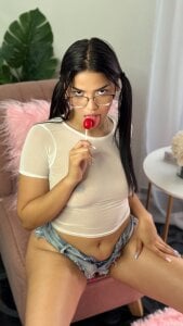 YourPreciousXXX Naughty girl Photo 2