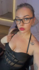 TracyMooree Public Pic 4