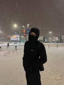 DanielSamyy Who can help me with a massage? Pic