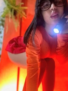 -aureal- I am Velma 🫢✨ Pic 3