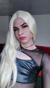 DianaCisnerosBlonde Girl. Bild 4