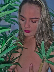 Bella_mia69 Public Pic 5