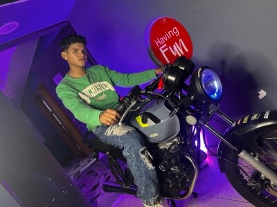 Your Favorite Sexy Driver od Jeffry_wolvess  7 snímek