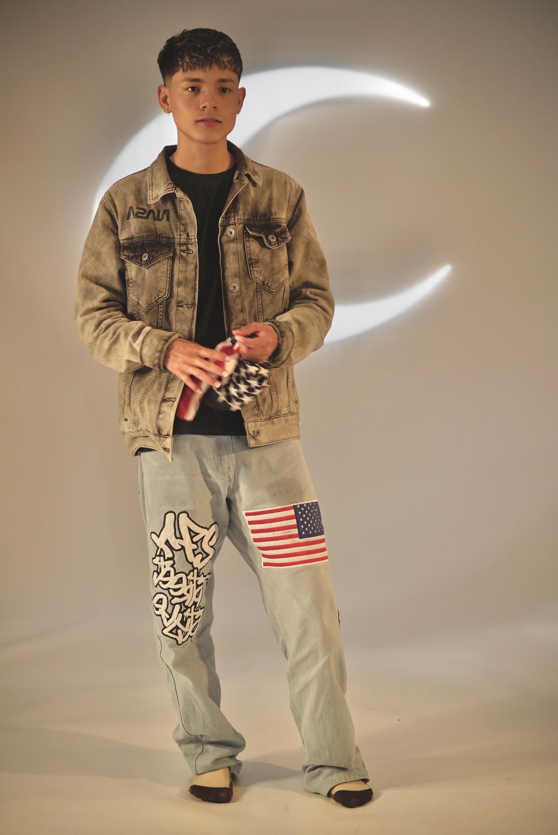 Andy_Belier23 lunar background Fotka 2