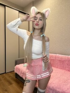 Olivia1Taylor1 Public Gambar