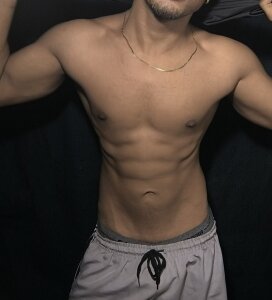 Daddy_Honey9088 Public Pic 4