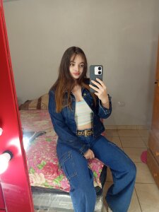 Emmacut Ya me sigues en IG? Gambar