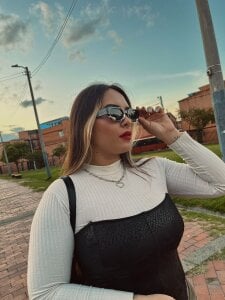 SOPHIIE_LUX_ Public  6টি ছবি