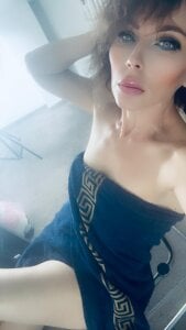 DiamondMilff Me being myself Pic