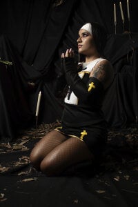 MiaSwaan Sins at midnight Pic