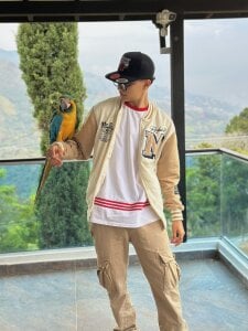 Douglas_x 🐦‍🔥 Pic 3