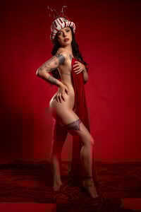 AndreaValencia Santa Can’t Resist 🎅🏻 Pic 3