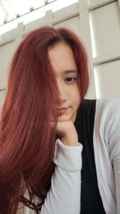 Lia-Cherry Public Pic 4