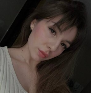 BrittanieBlunt Public Pic 3