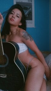 -EMILY_SWAN-MY GUITAR 💙💙 Bild 7