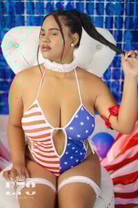 Anie_johnson 4 of jul Pic 4