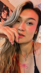 Im-Lola Public Pic 4