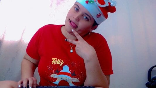 brunnette_hot today I dress for Christmas for you Pic 5