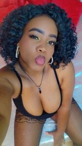 DanielaLeroy Public Poză 3