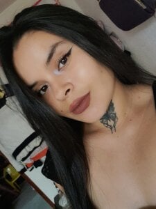 clohe_sweet_ Public Pic 2