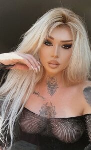 Soft look. Strong presence. de AlenaRios  Imagens