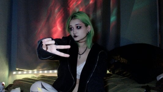 Milten-Trish: Public ( 8 фото)