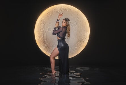 RebeccaHudson the moonlights Foto