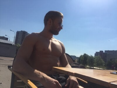 Paul_RolexのIn a street cafe 💞の 3枚の写真