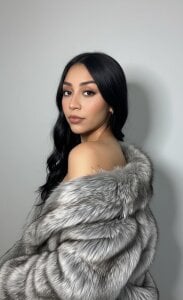 Esmeralda__18 Public Pic 2