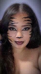 Emely_Pregnant1Cute and sensual kitten Bild 5