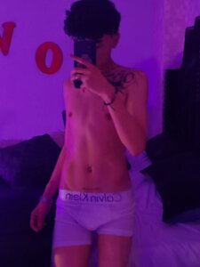 Nhico_Salazar HOT FEM ! Pic 4