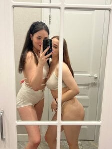 LeilaFoard Photo Kate+Leila Pic 3
