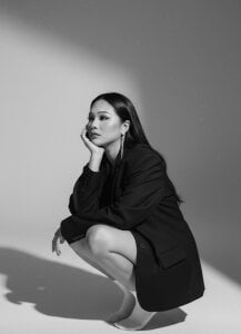 ZerinaKenzie BLACK AND WHITE Hình 2