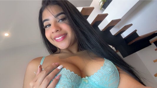 Naomy_gyal 💚💚💚 Pic 4