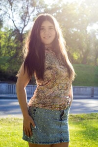 Mia at a photo shoot) de MiaMarrone  3 Imagens