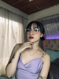 melodygirl__ 🌸💜 Pic 4