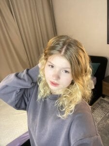 ShontaWasilko home outfit Pic 2