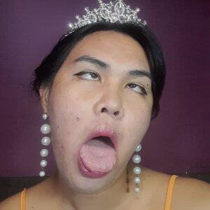 its me KARINA de Luminous_Luxe  photos