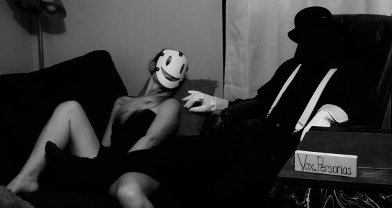 Vox_Personas Beautiful Co-hosts Pic