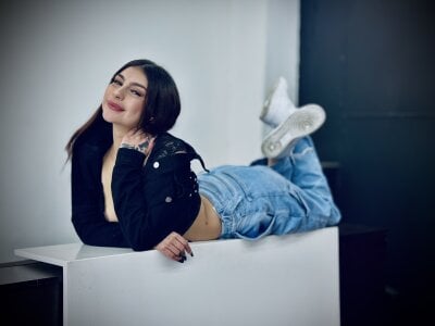 CHERRYY_BOMB_ The best girl 😝 Pic 2